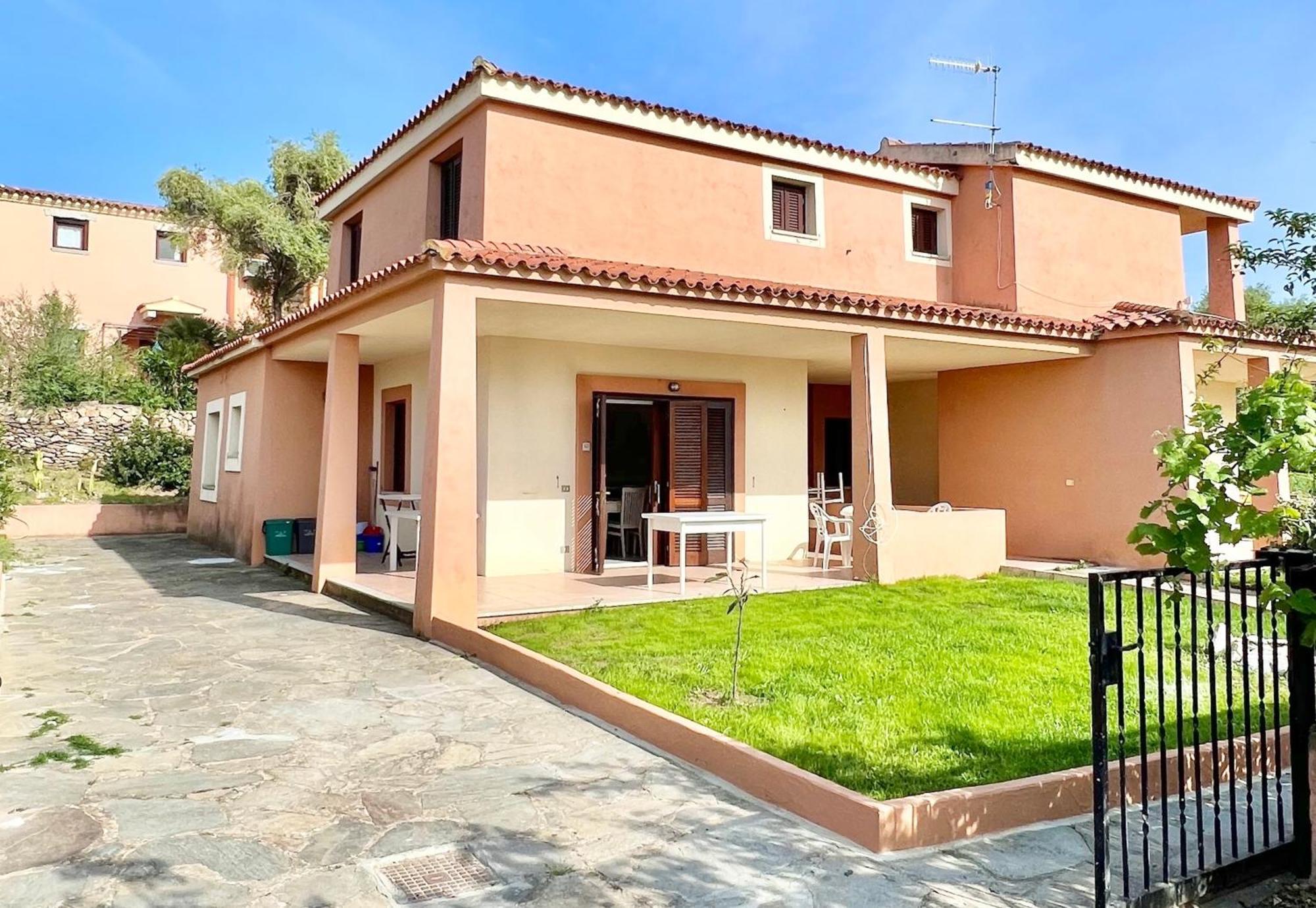 Iss Travel, Gli Asfodeli - Large Apartments With Private Terrace San Teodoro  Extérieur photo