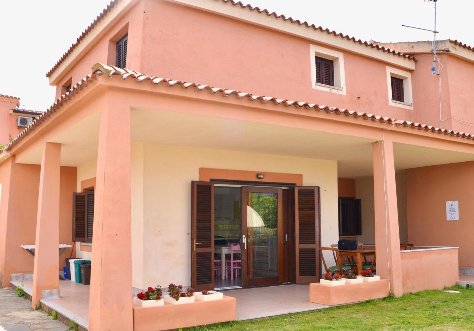 Iss Travel, Gli Asfodeli - Large Apartments With Private Terrace San Teodoro  Extérieur photo